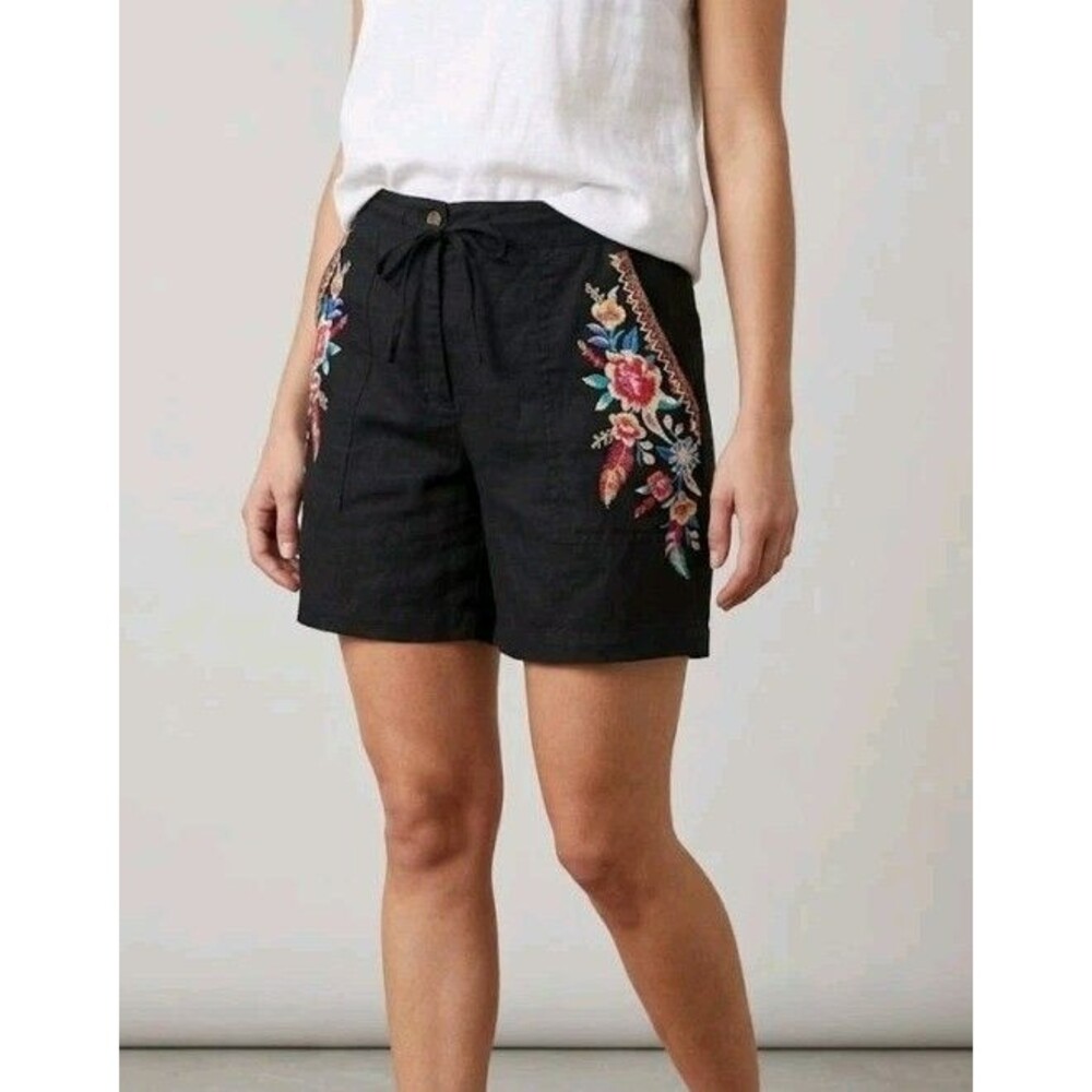 JW Los Angeles Johnny Was Shorts Size L Embroidered Floral Pockets 100% Linen